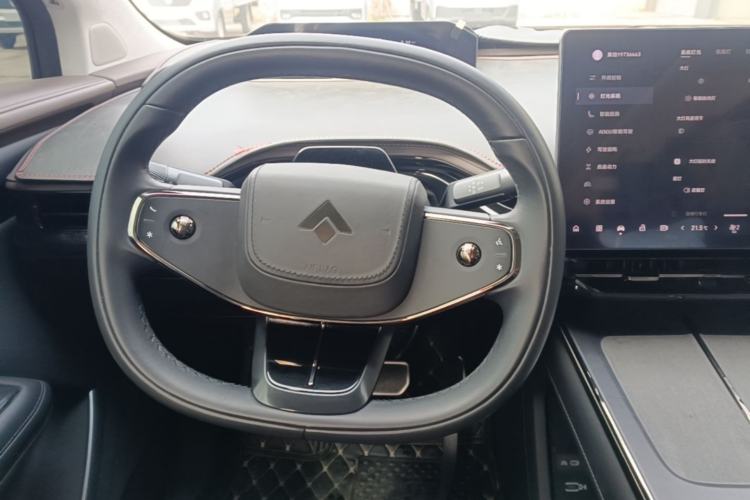 Used Hyptec HT 2023 670 Rear-Drive Ultra-High Voltage Version Steering Wheel