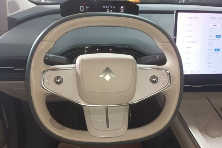 Used Hyptec HT 2023 670 Rear-Drive Ultra-High-Voltage NDA Version Steering Wheel
