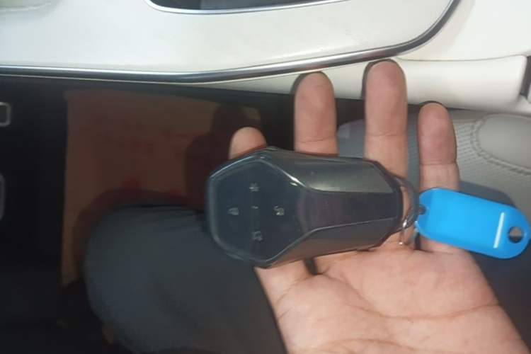 Used Hyptec HT 2023 670 Rear-Drive Ultra-High-Voltage NDA Version Vehicle Key