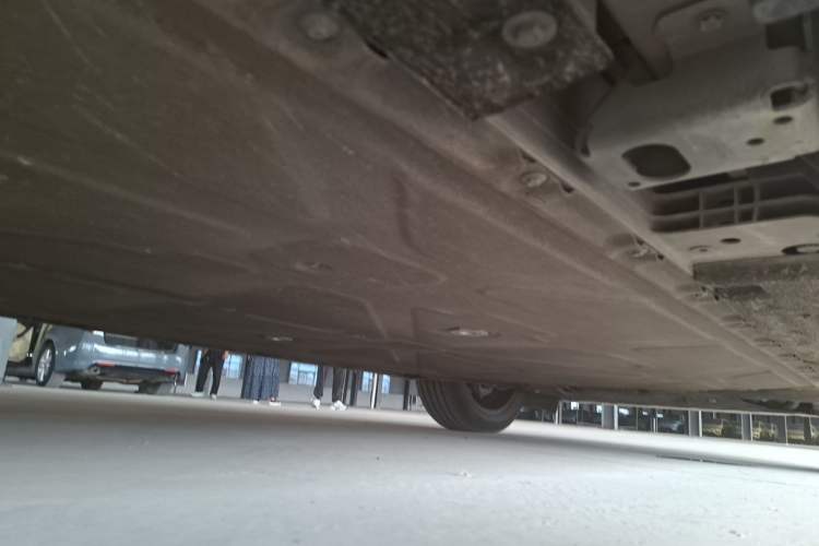 Used Hyptec HT 2023 670 Rear-Drive Ultra-High Voltage Version Chassis Rear Right
