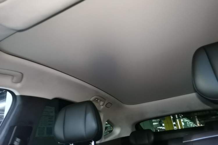Used Hyptec HT 2023 670 Rear-Drive Ultra-High-Voltage NDA Version Headliner