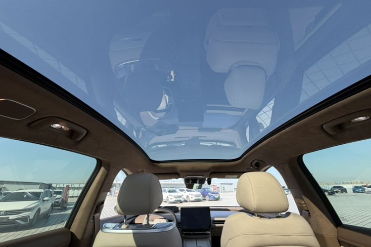 Used Hyptec HT 2023 670 Rear-Drive Ultra-High Voltage Version Headliner