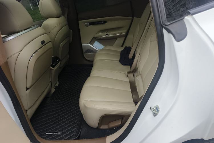 Used Hyptec HT 2023 670 Rear-Drive Ultra-High Voltage Version Left Rear Seat