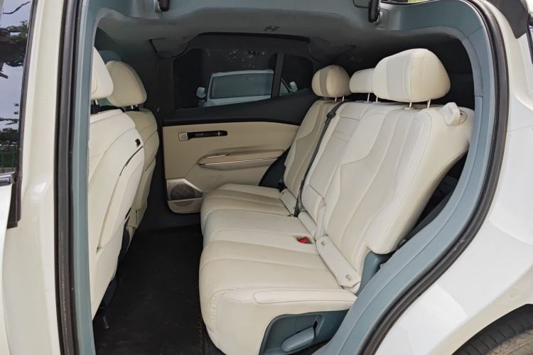Used Hyptec HT 2023 670鸥翼 Ultra-High Voltage NDA Version Left Rear Seat