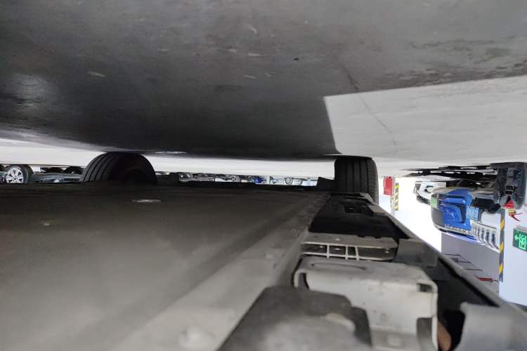 Used Hyptec HT 2023 670 Rear-Drive Ultra-High-Voltage NDA Version Left Side Sill