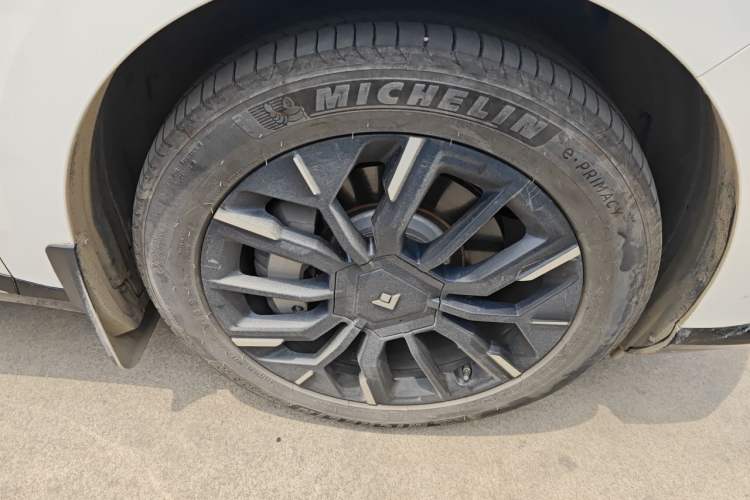 Used Hyptec HT 2023 670鸥翼 Ultra-High Voltage NDA Version Right Front Wheel Hub