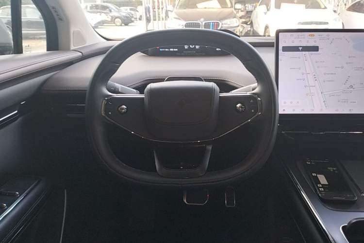 Used Hyptec HT 2023 670 Rear-Drive Ultra-High Voltage Version Steering Wheel