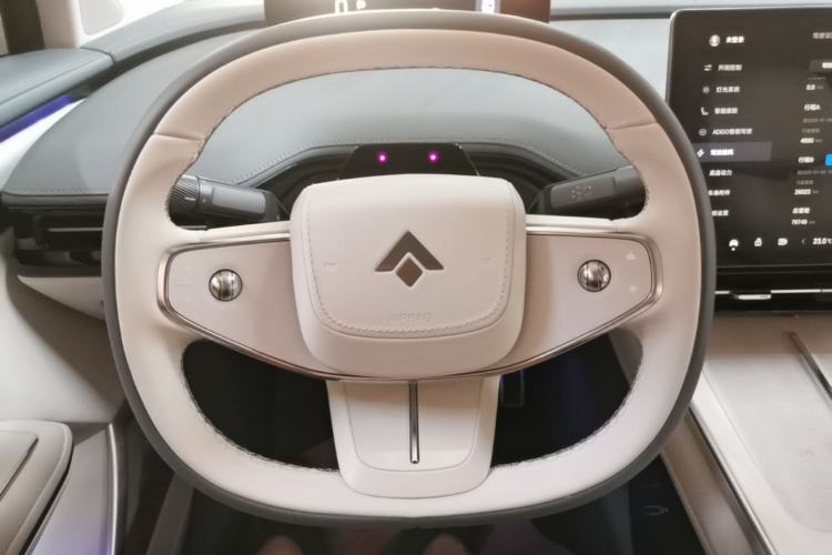 Used Hyptec HT 2023 670 Rear-Drive Ultra-High Voltage Version Steering Wheel