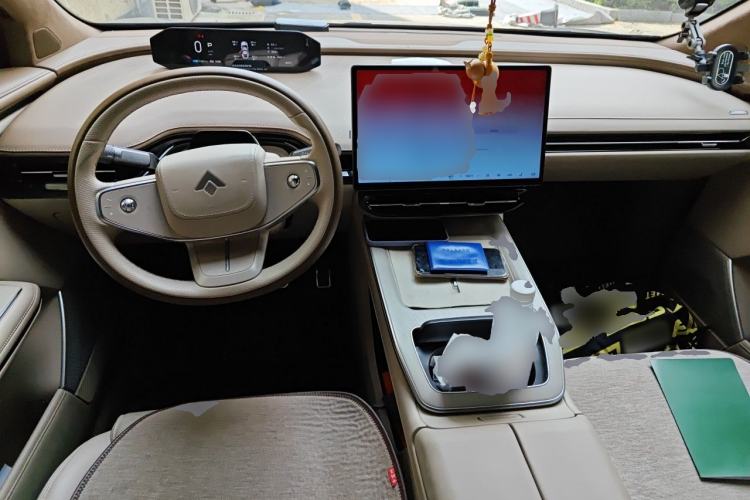 Used Hyptec HT 2024 670 Advanced Intelligent Driving Version Center Console