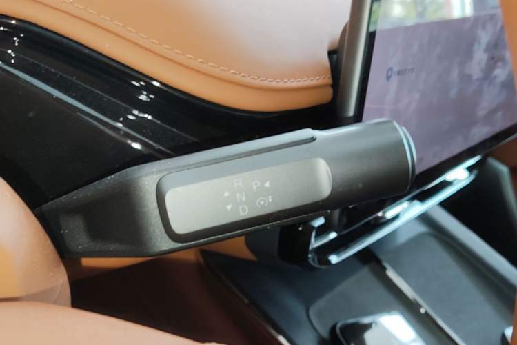 Used Hyptec HT 2024 825 Ultra-High Voltage LiDAR Edition Gear Lever