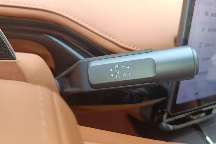 Used Hyptec HT 2024 825 Ultra-High Voltage LiDAR Edition Gear Lever