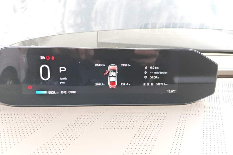 Used Hyptec HT 2024 825 Ultra-High Voltage LiDAR Edition Instrument Cluster