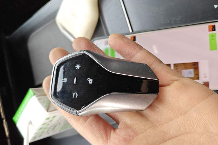 Used Hyptec HT 2024 825 Ultra-High Voltage LiDAR Edition Interior 1
