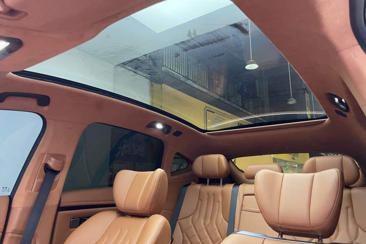 Used Hyptec HT 2024 670 Advanced Intelligent Driving Version Interior 5