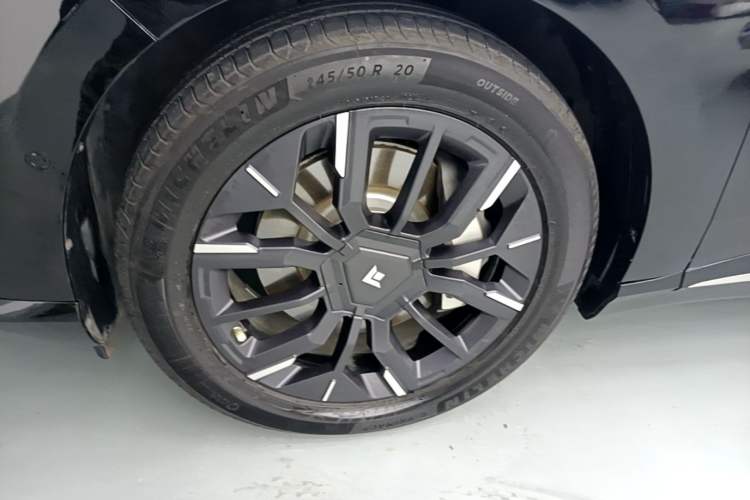 Used Hyptec HT 2024 825鸥翼 LiDAR Edition Left Front Wheel Hub