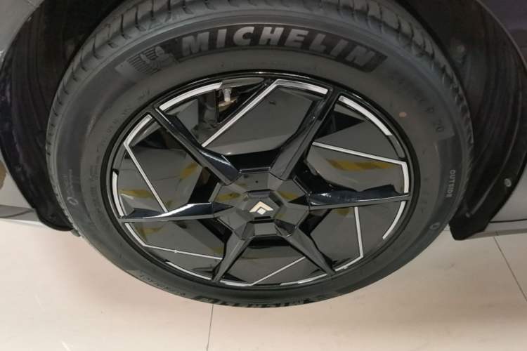 Used Hyptec HT 2024 825 Ultra-High Voltage LiDAR Edition Left Front Wheel Hub