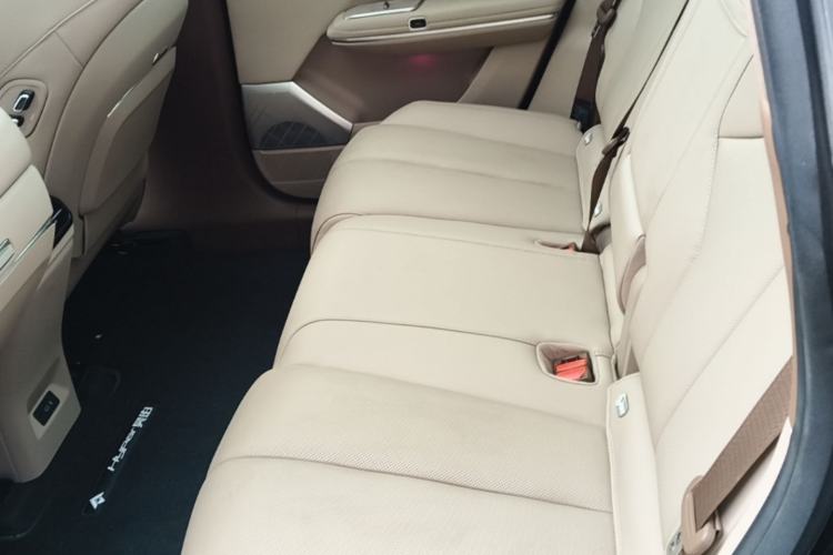 Used Hyptec HT 2024 670 Ultra-High Voltage Deluxe Edition Left Rear Seat