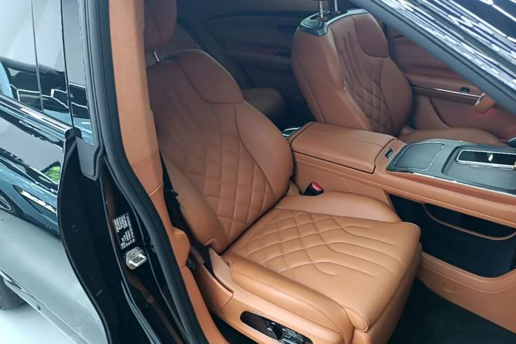 Used Hyptec HT 2024 825鸥翼 LiDAR Edition Right Front Seat