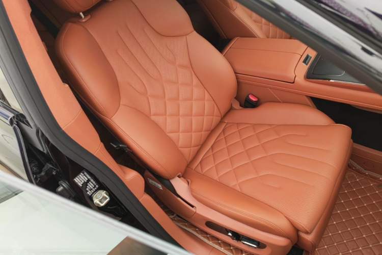 Used Hyptec HT 2024 670 Advanced Intelligent Driving Version Right Front Seat