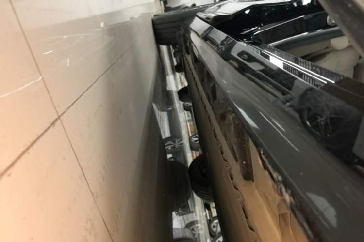 Used Hyptec HT 2024 825 Ultra-High Voltage LiDAR Edition Right Side Sill
