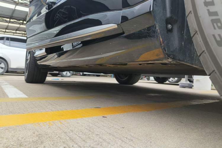 Used Hyptec HT 2024 670 Advanced Intelligent Driving Version Right Side Sill