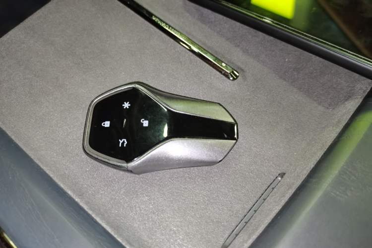 Used Hyptec HT 2024 825鸥翼 LiDAR Edition Vehicle Key