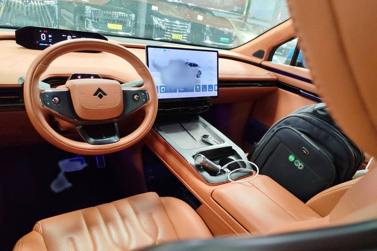 Used Hyptec HT 2024 825 Ultra-High Voltage LiDAR Edition Interior 2
