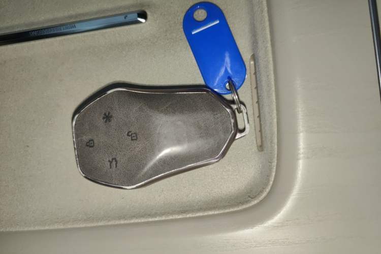 Used Hyptec HT 2024 825 Ultra-High Voltage LiDAR Edition Interior 1