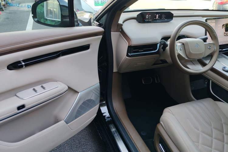 Used Hyptec HT 2024 825鸥翼 LiDAR Edition Driver Seat