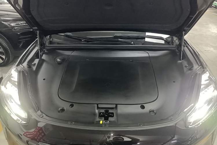 Used Hyptec HT 2024 670 Advanced Intelligent Driving Version Engine Bay