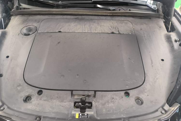 Used Hyptec HT 2024 825鸥翼 LiDAR Edition Engine Bay