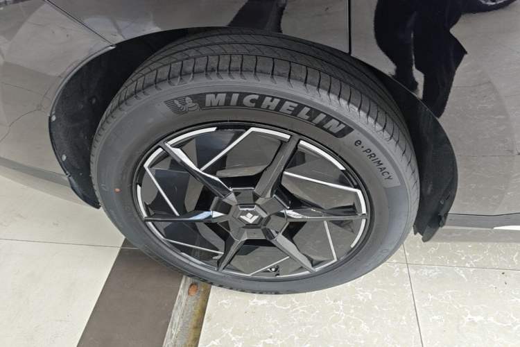 Used Hyptec HT 2024 825 Ultra-High Voltage LiDAR Edition Exterior 5