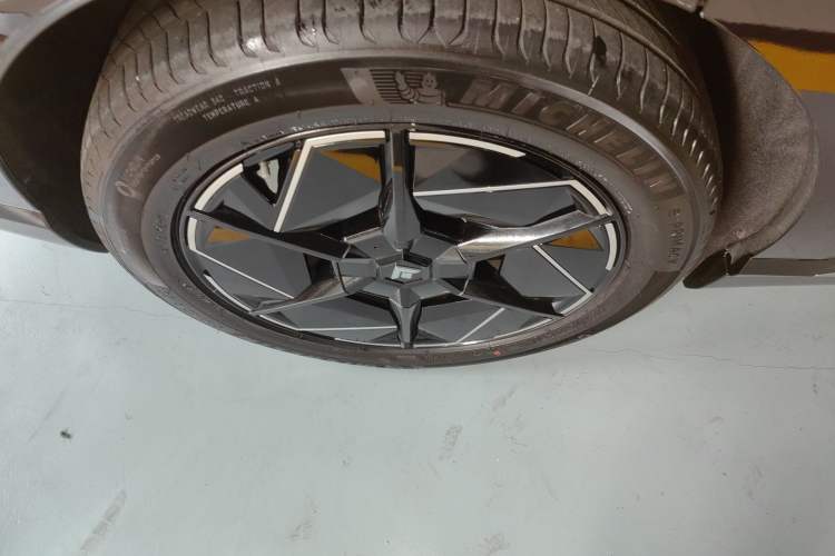 Used Hyptec HT 2024 825 Ultra-High Voltage LiDAR Edition Exterior 8