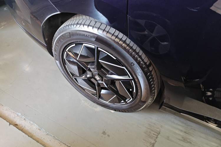 Used Hyptec HT 2024 825 Ultra-High Voltage LiDAR Edition Exterior 8