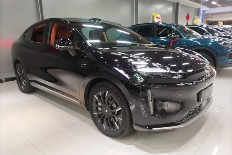 Used Hyptec HT 2024 825鸥翼 LiDAR Edition Front Right 45 Deg