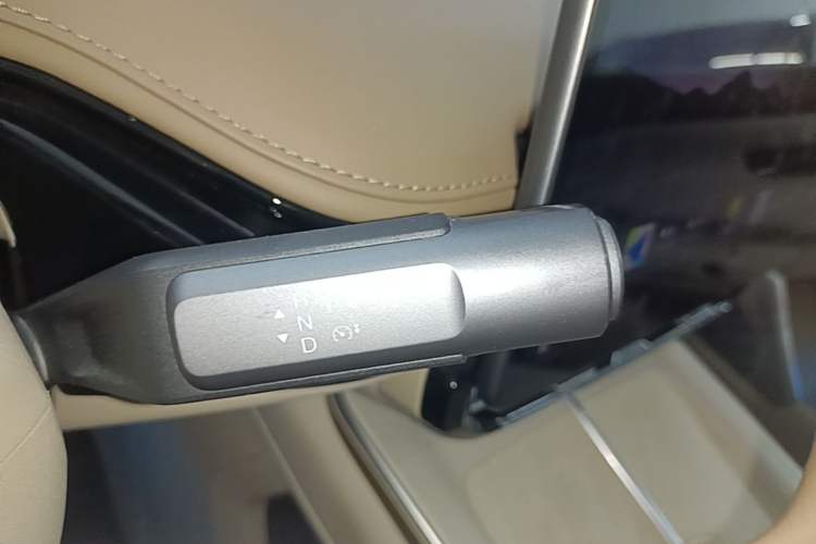 Used Hyptec HT 2024 670 Advanced Intelligent Driving Version Gear Lever