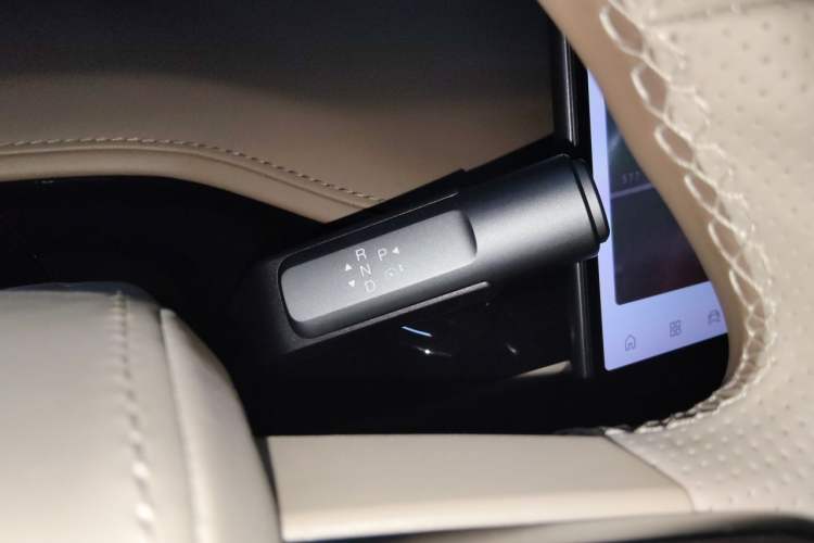 Used Hyptec HT 2024 825鸥翼 LiDAR Edition Gear Lever