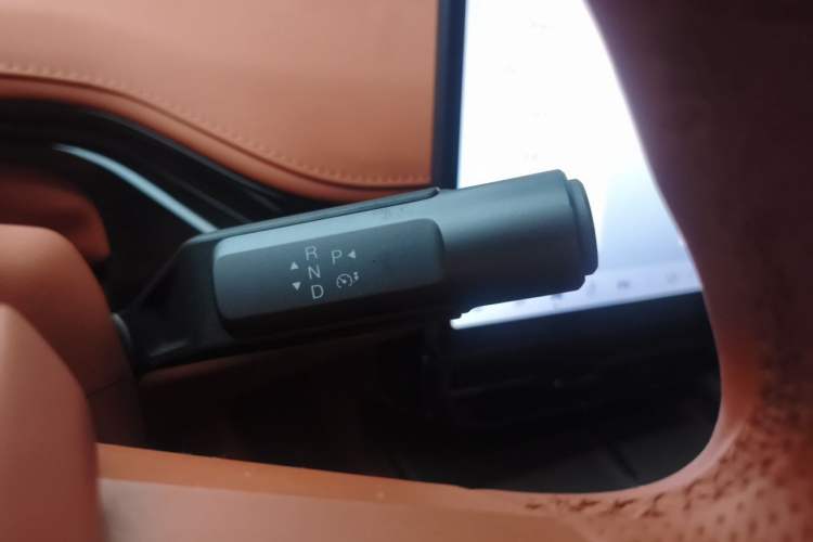 Used Hyptec HT 2024 670 Advanced Intelligent Driving Version Gear Lever