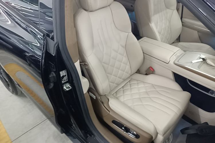 Used Hyptec HT 2024 670 Advanced Intelligent Driving Version Right Front Seat