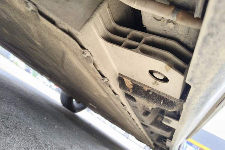 Used Hyptec HT 2024 825鸥翼 LiDAR Edition Chassis Front Left
