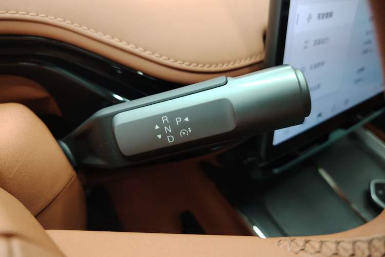 Used Hyptec HT 2024 825 Ultra-High Voltage LiDAR Edition Gear Lever