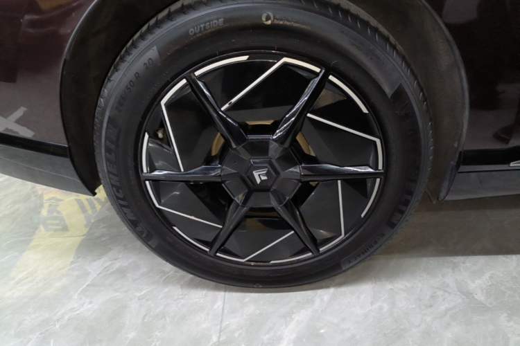 Used Hyptec HT 2024 825 Ultra-High Voltage LiDAR Edition Right Rear Wheel Hub