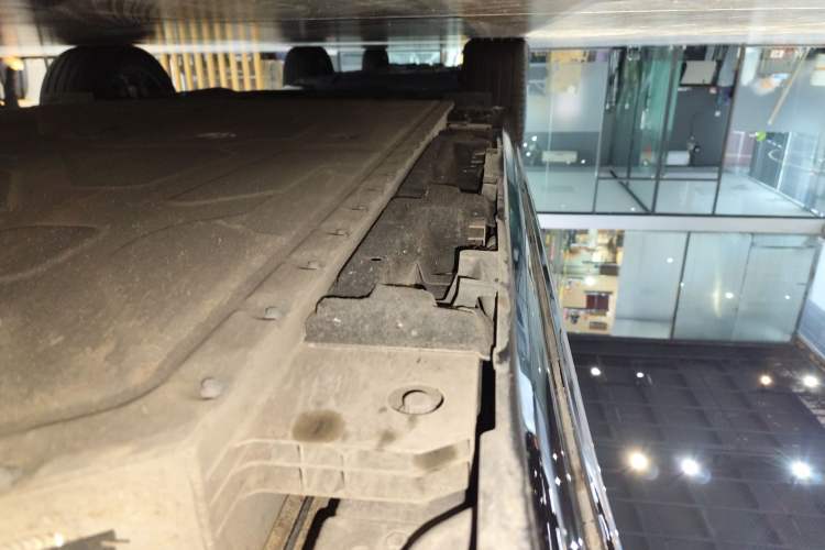 Used Hyptec HT 2024 825 Ultra-High Voltage LiDAR Edition Right Side Sill