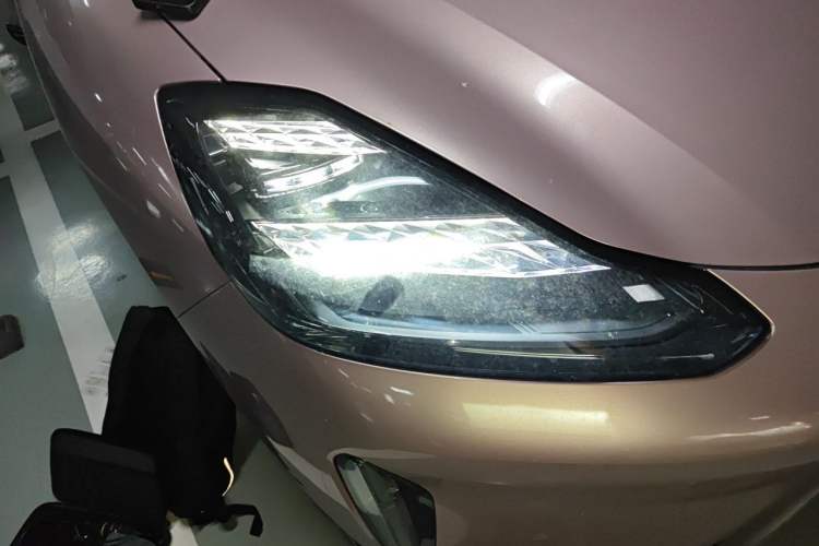 Used Hyptec HT 2024 670 Advanced Intelligent Driving Version Right Front Headlight