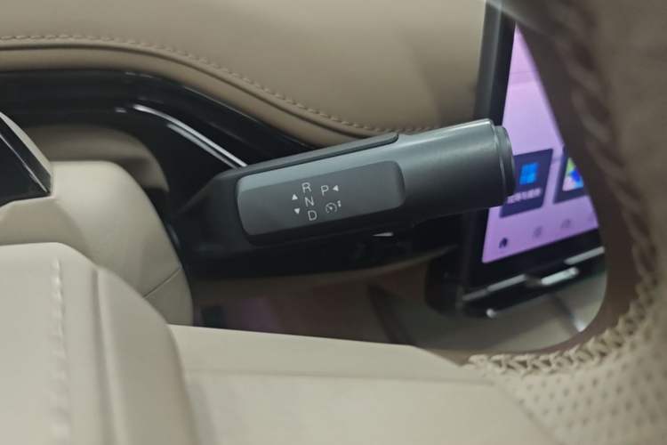 Used Hyptec HT 2024 825 Ultra-High Voltage LiDAR Edition Gear Lever