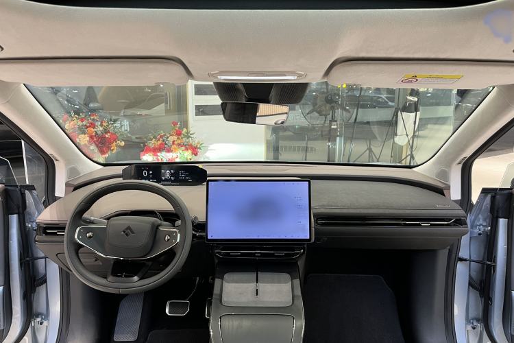 Used Hyptec HT 2024 825 Ultra-High Voltage LiDAR Edition Interior 1
