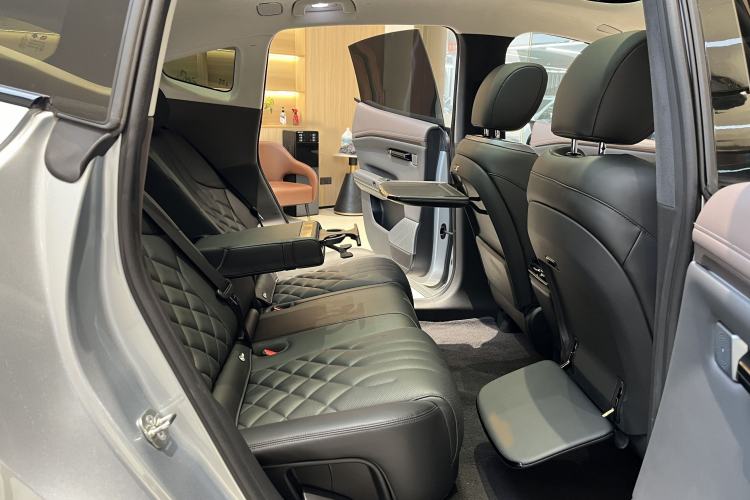 Used Hyptec HT 2024 825 Ultra-High Voltage LiDAR Edition Interior 5