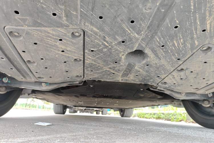 Used Hyptec HT 2024 670 Advanced Intelligent Driving Version Chassis Rear