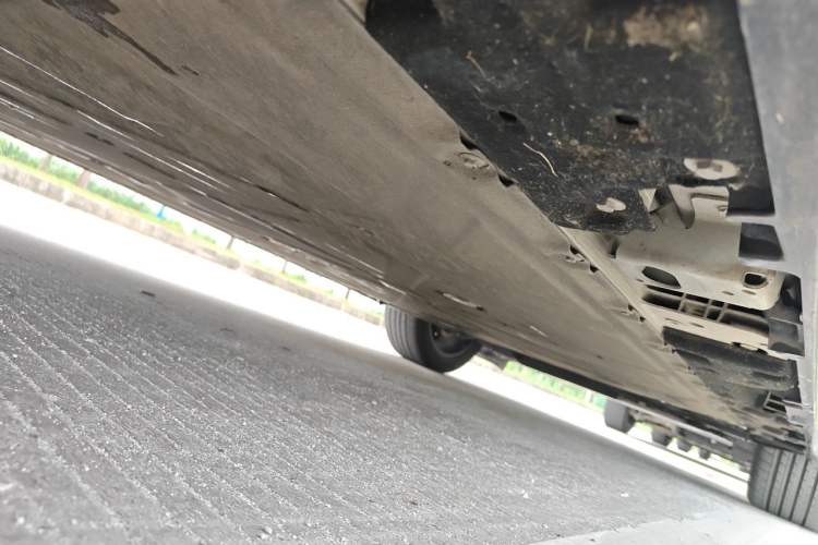 Used Hyptec HT 2024 670 Advanced Intelligent Driving Version Chassis Rear Right