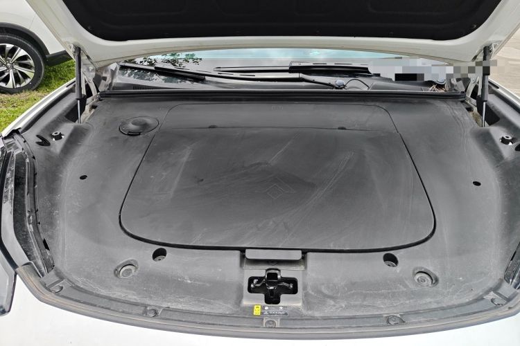 Used Hyptec HT 2024 670 Advanced Intelligent Driving Version Engine Bay